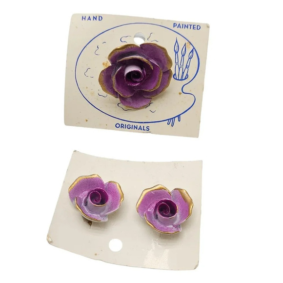 Vintage Hand Painted Enamel Rose Clip-On Earrings & Brooch Set New Old Stock - Picture 1 of 7